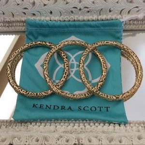 KENDRA SCOTT 3 GOLD BANGLE BRACELETS 🌻 NWOT!!!